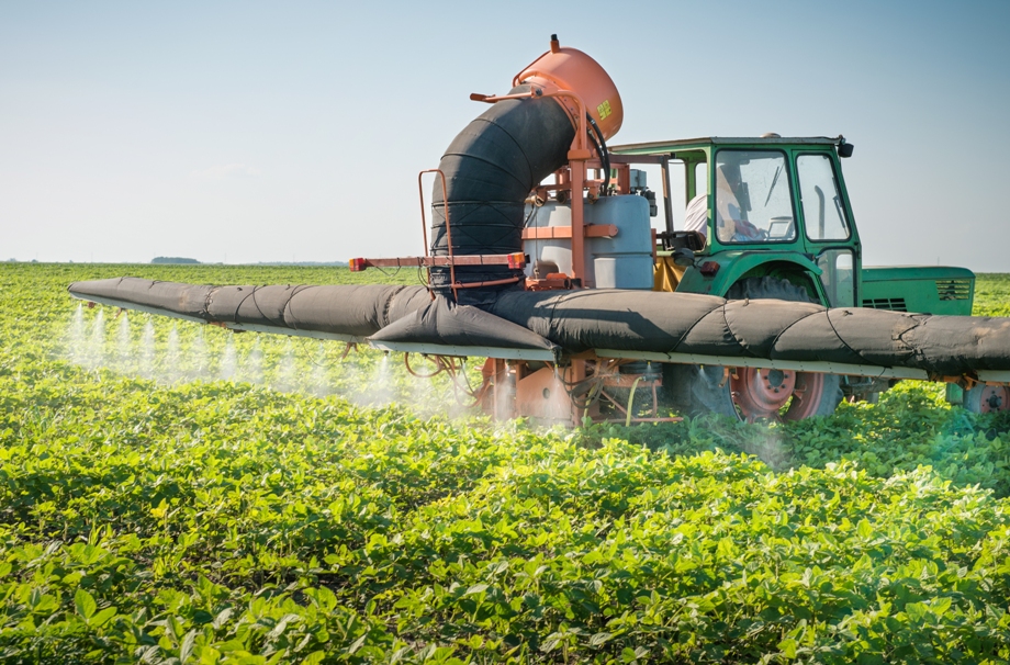 Парламент затвердив новий порядок видачі посвідчення на право роботи з пестицидами
